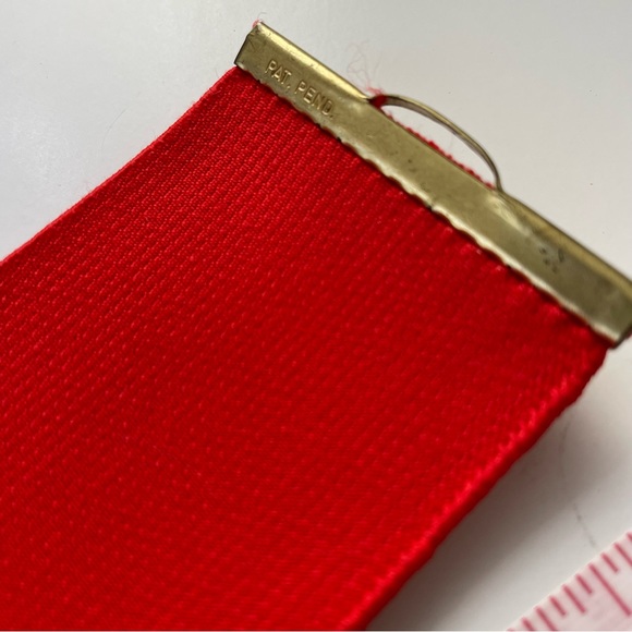 Vintage Pat Pend Red Stretch Waist Belt Featuring Large Round Gold Tone Buckle - Picture 6 of 7